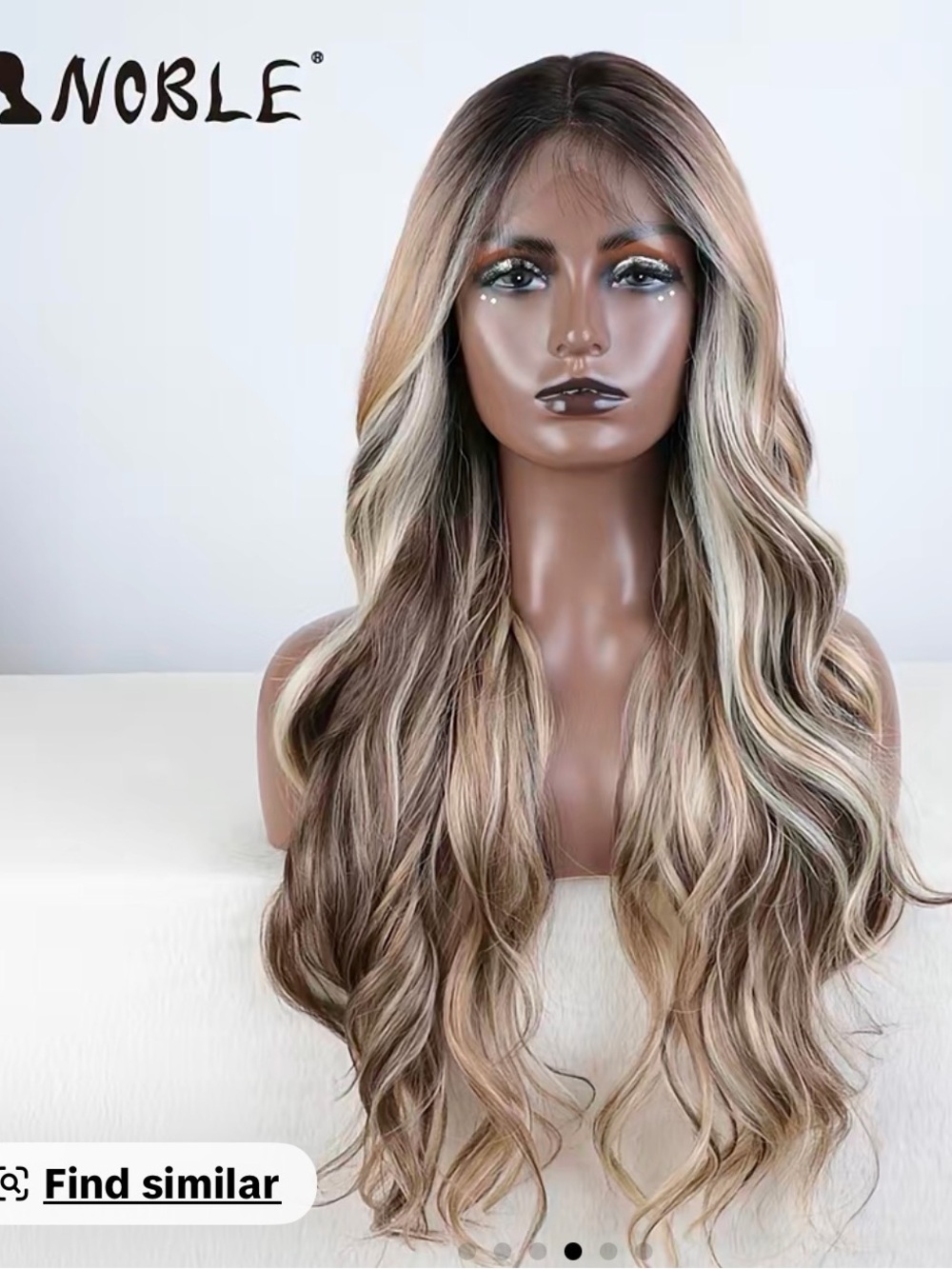 Long Wavy Women’s Wig in Blonde Brown Blend - Picture 7 of 8